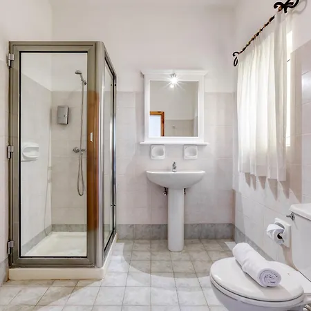 Ta Frenc Apartment *