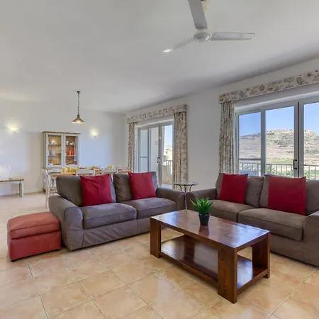 Ta Frenc Apartamento Għasri